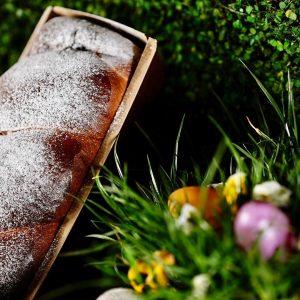 Cozonac moldovenesc cu nuca si cacao
